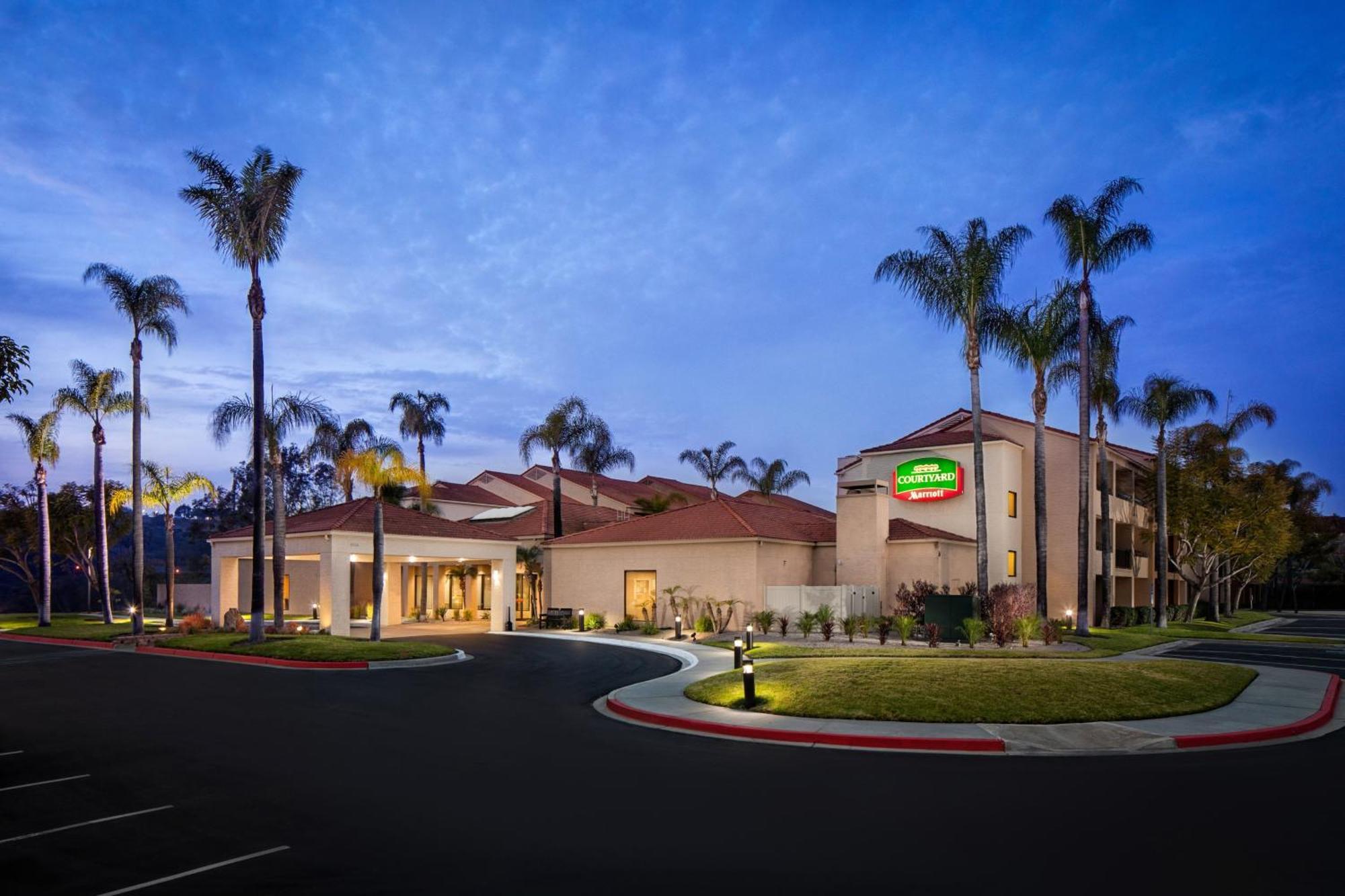 Courtyard By Marriott San Diego Sorrento Valley Ngoại thất bức ảnh