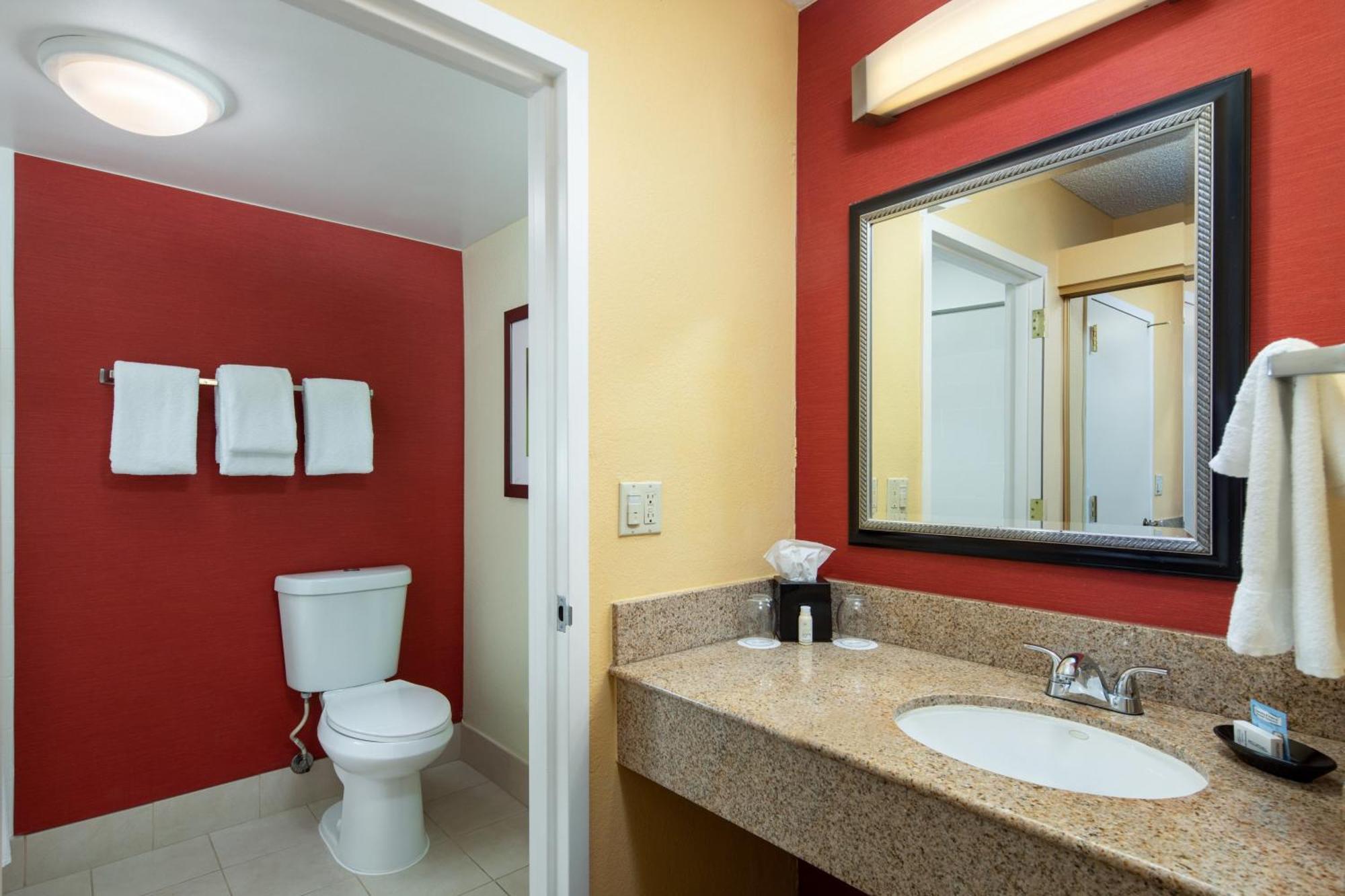 Courtyard By Marriott San Diego Sorrento Valley Ngoại thất bức ảnh