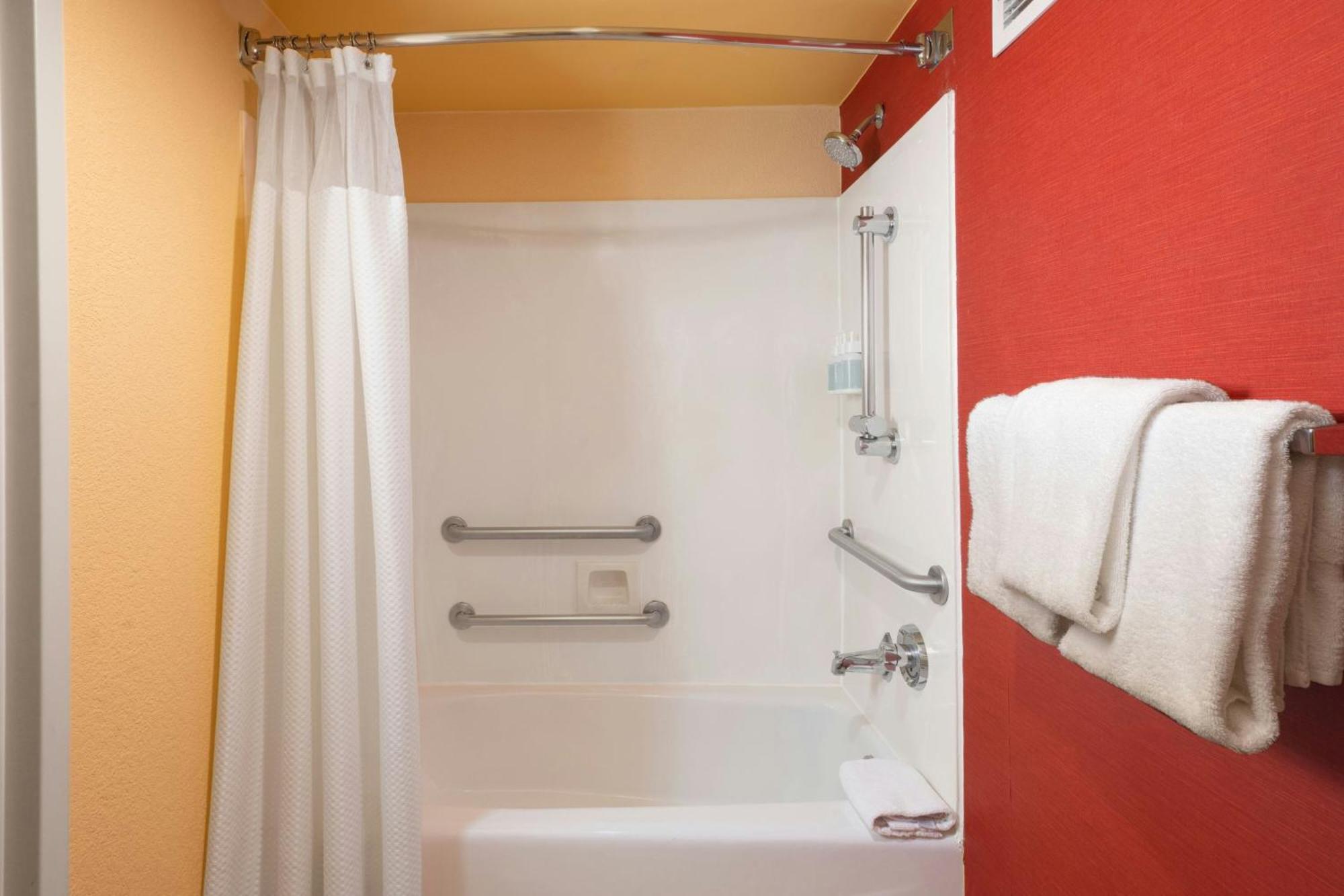 Courtyard By Marriott San Diego Sorrento Valley Ngoại thất bức ảnh